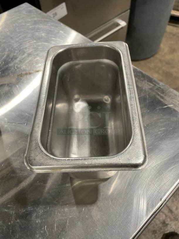 Commercial Stainless Steel Hotel/Steamtable Pans! ALL ONE MONEY! - Image 3 of 5