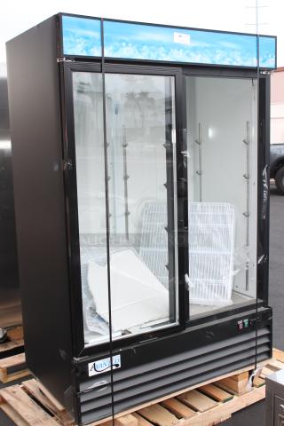 BRAND NEW SCRATCH-N-DENT! Avantco GDC-49-HC 53" Black Customizable Swing Glass Door Merchandiser Refrigerator with LED Lighting	115 Volts	6 Amps	1 Phase	690 Watts. IN WORKING ORDER. Serial#: 710047045 7080 2312 Both glass doors are broken.
