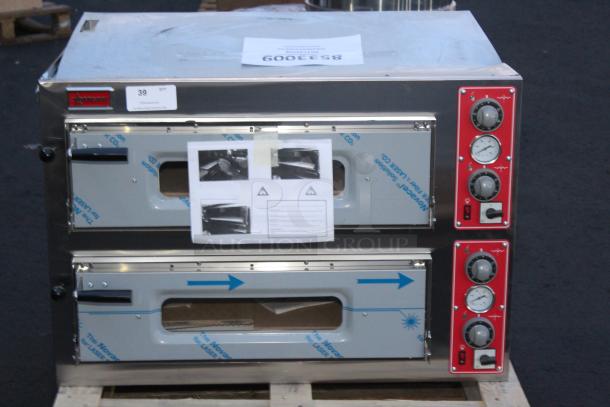 BRAND NEW SCRATCH-N-DENT!  Omcan 40636 Electric Countertop 27 5/8" Double Deck Entry Max Series Pizza Oven - 220V, 3 Phase, 11.2 kW.  SERIAL#0310554. IN WORKING ORDER. Unit is dented. - Image 1 of 7