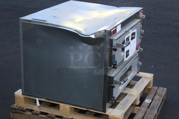 BRAND NEW SCRATCH-N-DENT!  Omcan 40636 Electric Countertop 27 5/8" Double Deck Entry Max Series Pizza Oven - 220V, 3 Phase, 11.2 kW.  SERIAL#0310554. IN WORKING ORDER. Unit is dented. - Image 6 of 7
