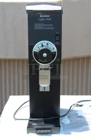 BRAND NEW SCRATCH-N-DENT! Bunn 22100.0000 G3 HD 3 lb. Black Bulk Coffee Grinder, 120 Volts	9 Amps. Serial Number: G300097501