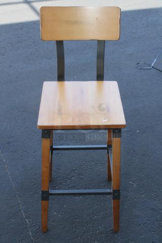 BRAND NEW! Lancaster Table & Seating 164BINDNATAN Industrial Bar Stool with Honey Maple Finish. Overall Dimensions: 16-1/2"x16-1/2"x43". Seat Width: 15 3/16 Inches, Seat Depth: 15 3/16 Inches, Seat Height: 28 1/2 Inches 5x Your Bid.