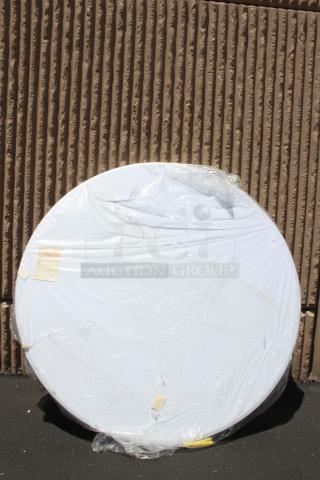 BRAND NEW SCRATCH-N-DENT! 400 lb. Capacity Lancaster Table & Seating 384YCZ48RND 48" Round Heavy-Duty Granite White Plastic Folding Table. Out of original packaging.