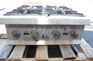 BRAND NEW SCRATCH-N-DENT! Cooking Performance Group R-CPG-24-NL 4 Burner Gas Countertop Range / Hot Plate - 88,000 BTU