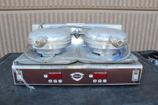BRAND NEW SCRATCH-N-DENT! Wells 5B-WB2E-120V Double Waffle Maker - 120V, 15 Amps, 1 Phase, 1,800 Watts. S/N: WWB20624A0023. Small dent on the right side.