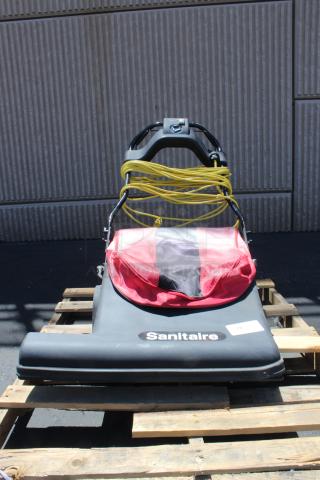 BRAND NEW! Out of Original Packaging. Sanitaire SC6093A 28" Bagged Wide Area Vacuum Cleaner. Unit has minor scratches and scuff marks.