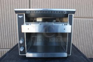 BRAND NEW SCRATCH-N-DENT! Vollrath CT2-120350 JT1 Conveyor Toaster with 1 1/2" Opening - 120V, 1600W. Serial Number: 0291-01802133-013. Unit may be missing parts. Out of Original Packaging.
