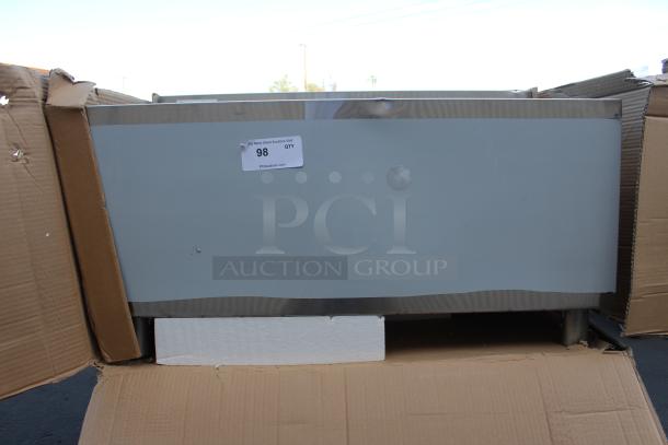 BRAND NEW SCRATCH-N-DENT! Regency 600IB1836 18" x 36" Underbar Ice Bin - 119 lb. Packaging is damaged. Unit has minor denting. May be missing parts. - Image 2 of 3