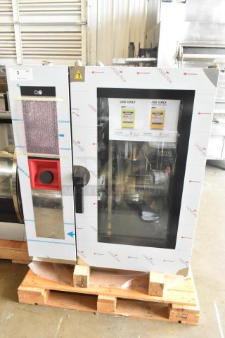Brand new Blodgett AETG101R stainless steel combi convection oven. Natural gas powered, scratch and dent condition, protective film on.