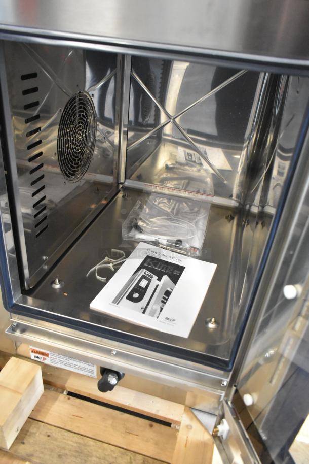 Bakers Pride AEHE061R stainless steel combi convection oven, brand new, electric, 208V 3-phase. Includes manual.