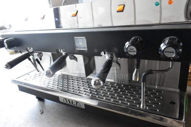 2024 Astra Mega III M3S-018 stainless steel espresso machine, 3 group, 3 portafilters, 2 steam wands, 220V, new condition.