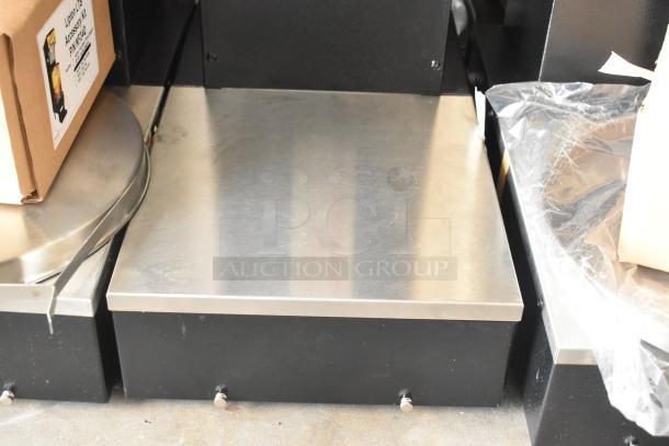 Brand new Cecilware LTB-105-1R metal commercial iced tea machine with poly brew basket. Scratch and dent condition, 120V, 1 phase.