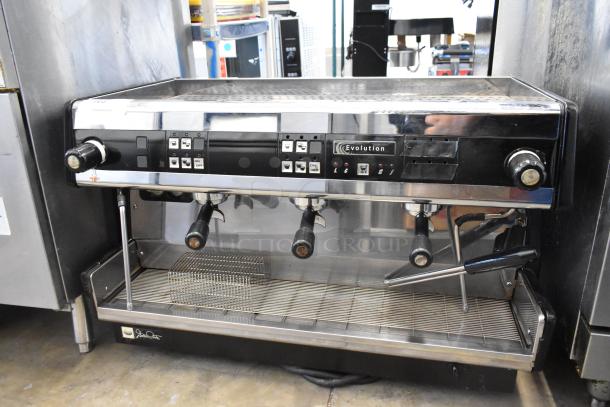 Dalla Corte Evolution 20.03 commercial espresso machine with 3 groups, stainless steel, 3 portafilters, 2 steam wands, 220V.