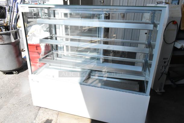 Brand new Avantco 193BCF60W bakery display case, 35 3/8", glass, white, refrigerated on casters, 115V, 1 Phase.