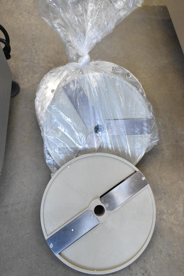 New AvaMix 177CFP5D metal commercial food processor, shows blade components in plastic wrap; 120 volts, 1 phase.