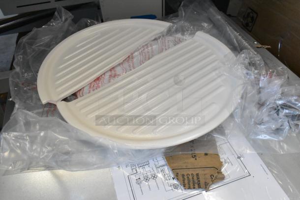 KoolMore KM-CWO24-AFSS speed oven plates, new with packaging, showing glass damage. 120V, 1 phase.