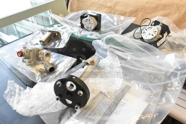 Five new scratch and dent items including W2518 Conversion Kit, Robertshaw TS11K-4411-1-0, Blodgett HP19323 Safety Valve, and M450 Fan.
