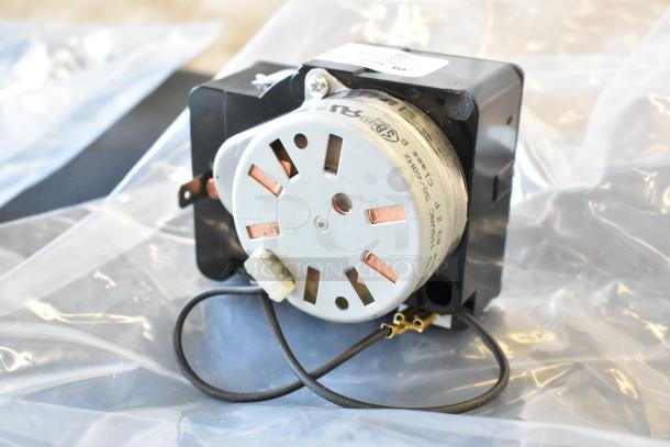 5-piece scratch and dent lot including Blodgett 19323 safety valve, Robertshaw TS11K-4411-1-0, M450 fan, and W2518 conversion kit. Brand new.