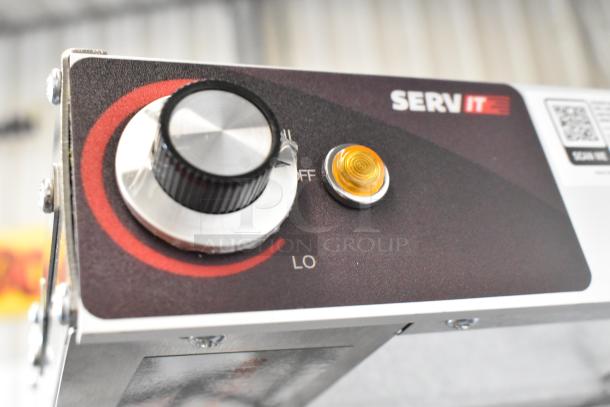 ServIt 423SW24INHDBLA 24" Double Strip Warmer, new, control panel close-up with infinite controls, 120V, 1-phase.