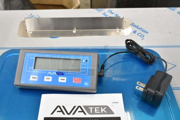 Brand new AvaTek 334PZ60 pizza/portion scale with wireless digital display, 60 lb. capacity. Includes manual and power adapter.