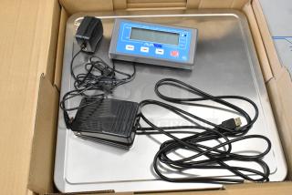 2 BRAND NEW SCRATCH AND DENT! AvaTek 334PZ30 30 lb. Pizza / Portion Scale with Wireless Digital Display. 2 Times Your Bid! - Item #1199487