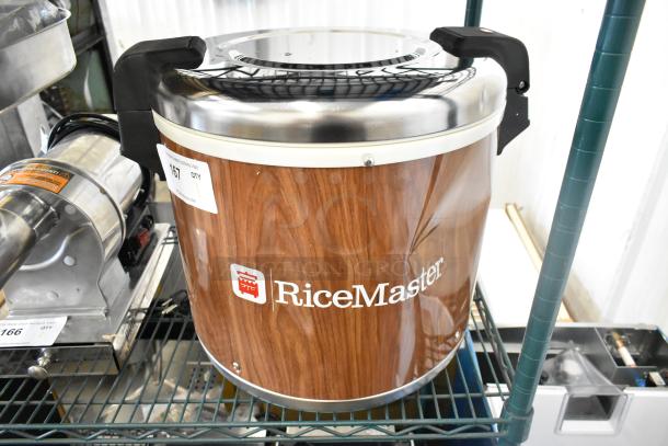 New 2024 Town 56918 92 Cup Commercial Rice Warmer, woodgrain finish, 120V, 1 phase. Scratch and dent.