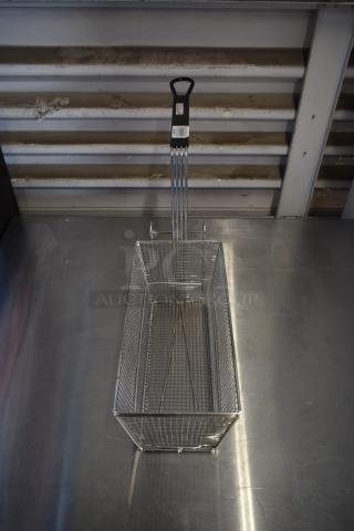 5 BRAND NEW SCRATCH AND DENT! 190FB1466 13 1/2" x 6 1/4" x 6" Half Size Fryer Basket with Back Hook. 5 Times Your Bid!