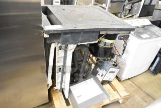 Scotsman C0830SA-32D Stainless Steel Commercial Ice Head. 208/230 Volts, 1 Phase.