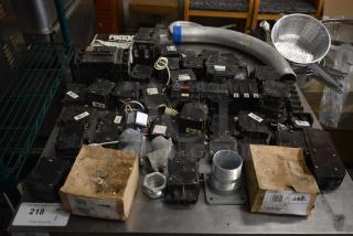 ALL ONE MONEY! Lot of Siemens B220 Circuit Breakers.