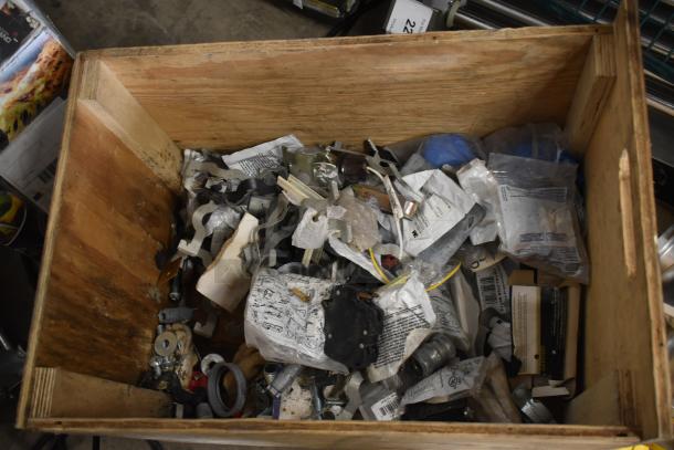 ALL ONE MONEY! Lot of Siemens B220 Circuit Breakers. - Image 10 of 10