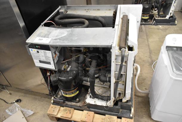 Scotsman C0830SA-32D Stainless Steel Commercial Ice Head. 208/230 Volts, 1 Phase. - Image 7 of 9