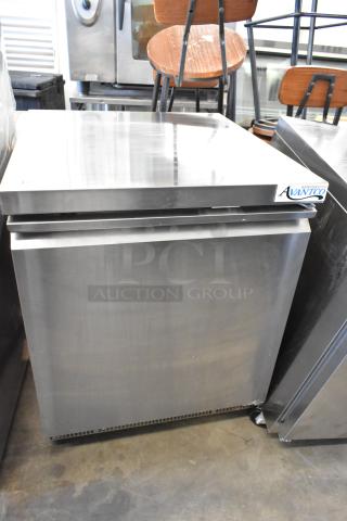 BRAND NEW SCRATCH AND DENT! 2025 Avantco 178ZUC27RHC 27" Front Breathing Undercounter Refrigerator on Commercial Casters. 115 Volts, 1 Phase.
