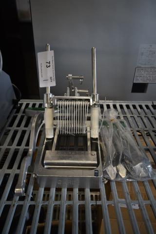 BRAND NEW SCRATCH AND DENT! Garde Metal Countertop Slicer