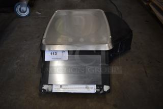 2016 Hobart HTi Metal Commercial Countertop Food Portioning Scale. 120/208-240 Volts, 1 Phase.