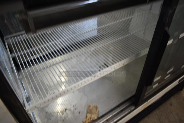 True TSID-48-2L Metal Commercial Floor Style Deli Display Case Merchandiser. 115 Volts, 1 Phase. Tested and Powers On But Does Not Get Cold - Image 5 of 7