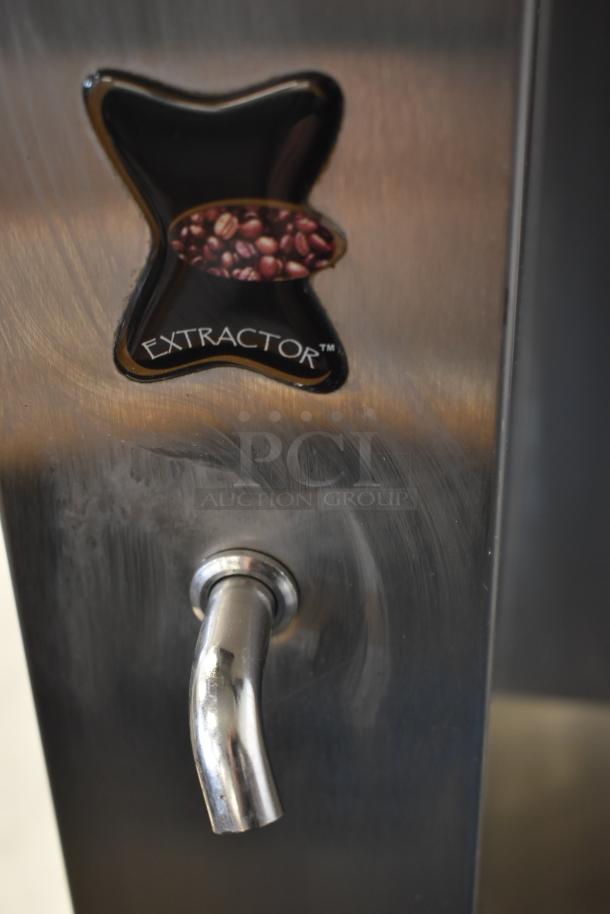 Fetco CBS-2051e Stainless Steel Commercial Countertop Coffee Machine w/ Metal Brew Basket. 120/208-240 Volts, 1 Phase. - Image 5 of 8