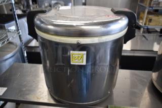 Thunder Group SEJ-22000 Stainless Steel Countertop Rice Warmer. 115 Volts, 1 Phase.