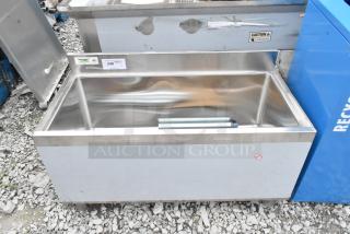 BRAND NEW SCRATCH AND DENT! Regency 600IB1836 18