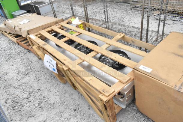 BRAND NEW SCRATCH AND DENT! Kolpak 508AMC36128 1.5 hp Evaporator Assembly for Domino's - Image 2 of 7