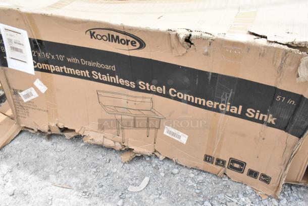 BRAND NEW SCRATCH AND DENT! KoolMore SC121610-12L3 3 Compartment Stainless Steel Nsf Commercial Kitchen Sink with Drainboard - Image 4 of 5