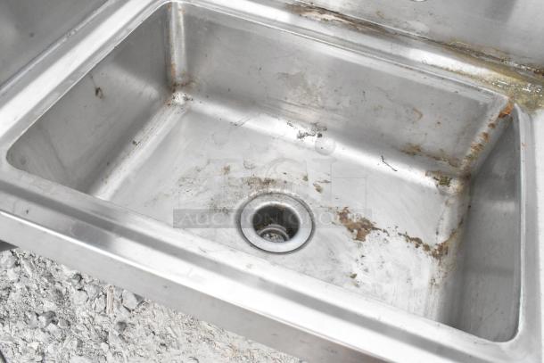 Klinger SPHS-1000 Stainless Steel Single Bay Wall Mount Sink w/ Faucet and Handles. - Image 3 of 5