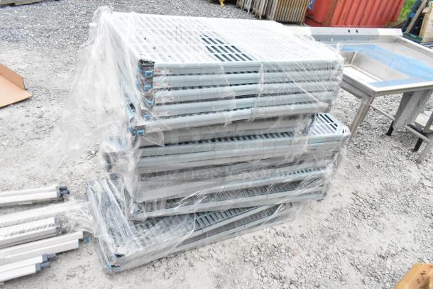 ALL ONE MONEY! Lot of 20 Poles and 15 Shelves - Image 3 of 6
