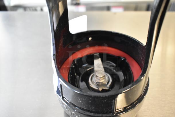 BRAND NEW SCRATCH AND DENT! Blendtec Blender Blade - Image 3 of 8
