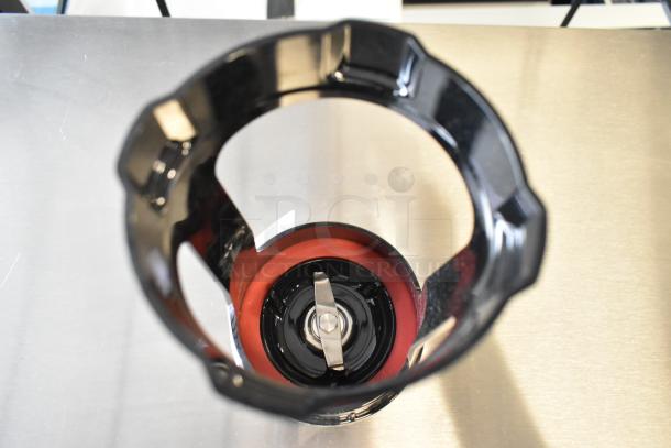 BRAND NEW SCRATCH AND DENT! Blendtec Blender Blade - Image 4 of 8