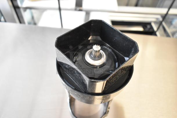 BRAND NEW SCRATCH AND DENT! Blendtec Blender Blade - Image 7 of 8