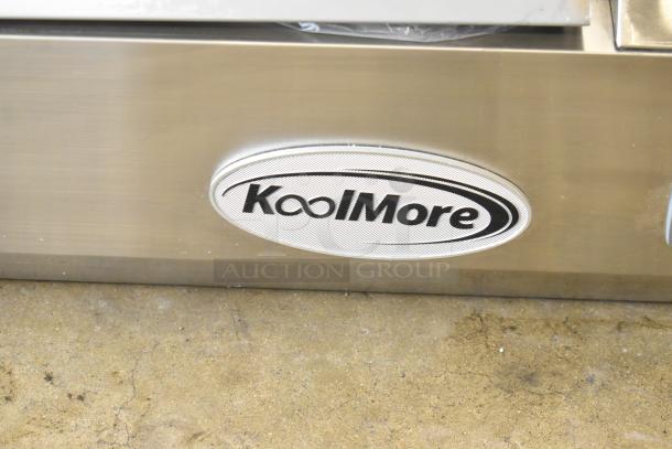 BRAND NEW SCRATCH AND DENT! 2024 Koolmore SCDC-6P-SG 59 in. Six Pan Refrigerated Countertop Condiment Prep Station. Tested and Working! - Image 7 of 12