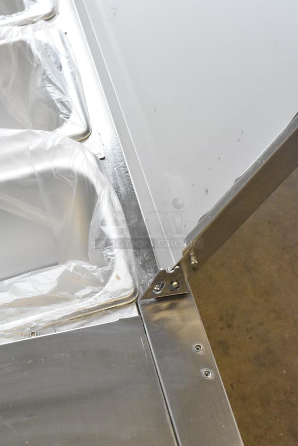 BRAND NEW SCRATCH AND DENT! 2024 Koolmore SCDC-6P-SG 59 in. Six Pan Refrigerated Countertop Condiment Prep Station. Tested and Working! - Image 10 of 12