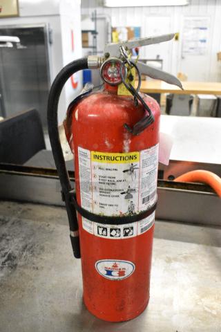 Badger 10MB-8H Fire Extinguisher. Buyer Must Pick Up - We Will Not Ship This Item.