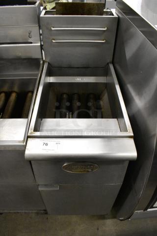 Avantco FF300-N Stainless Steel Commercial Floor Style Natural Gas Powered Deep Fat Fryer. 90,000 BTU.