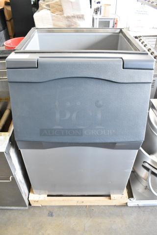 BRAND NEW SCRATCH AND DENT! 2021 Scotsman B530S Stainless Steel Commercial Ice Machine Bin. - Item #1186401